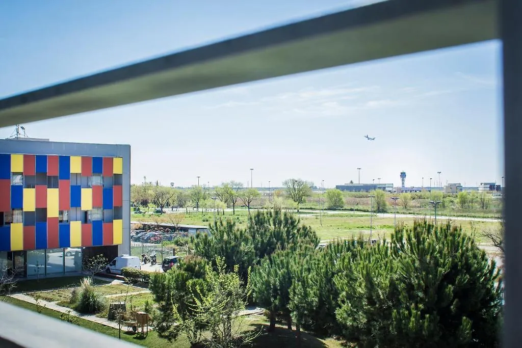 Hostel Centre Esplai Albergue El Prat de Llobregat Spain