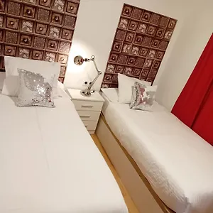 Habitación en casa particular Compartido Excelente Ubicacion, El Prat de Llobregat